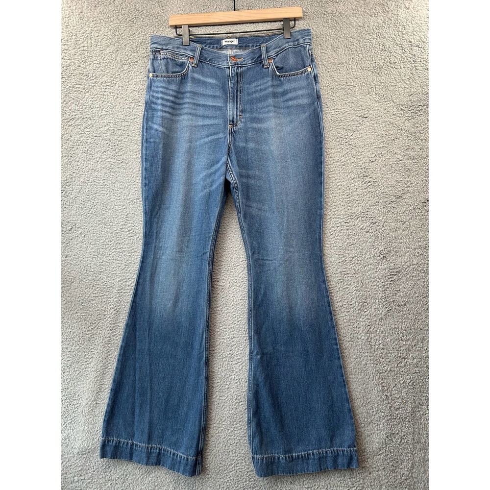 WRANGLER High Rise Flare Jeans 32 x 34 Retro Western Boho Cowgirl Medium Wash